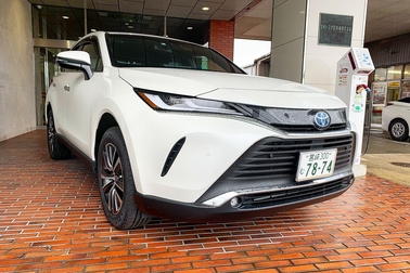 ハリアー試乗車