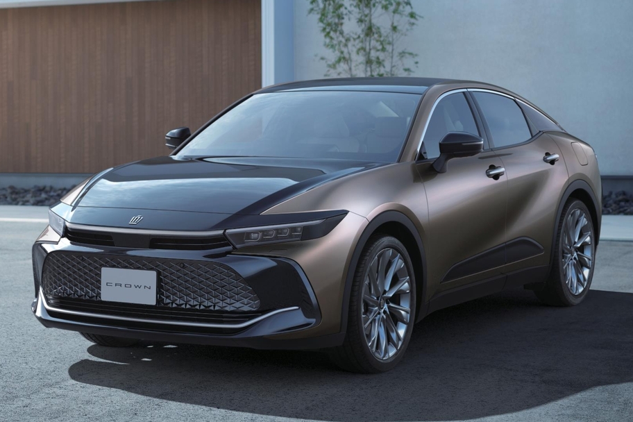 CROSSOVER G“Leather Package”(2.5Lハイブリッド車)