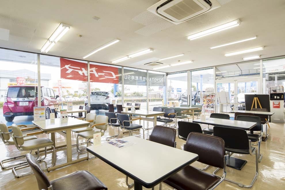 N_延岡店 内観1