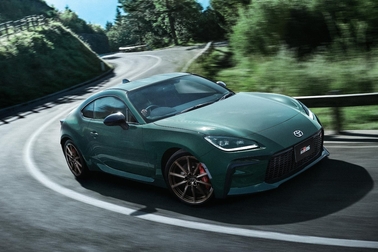 特別仕様車 RZ“Ridge Green Limited”（6MT）［ベース車両はRZ（6MT）］