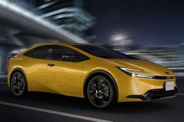 特別仕様車 G プラグインハイブリッド車 “Night Shade”(ベース車両はG プラグインハイブリッド車)