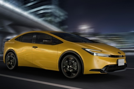 特別仕様車 G プラグインハイブリッド車 “Night Shade”（ベース車両はG プラグインハイブリッド車）