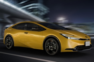 特別仕様車 G プラグインハイブリッド車 “Night Shade”（ベース車両はG プラグインハイブリッド車）